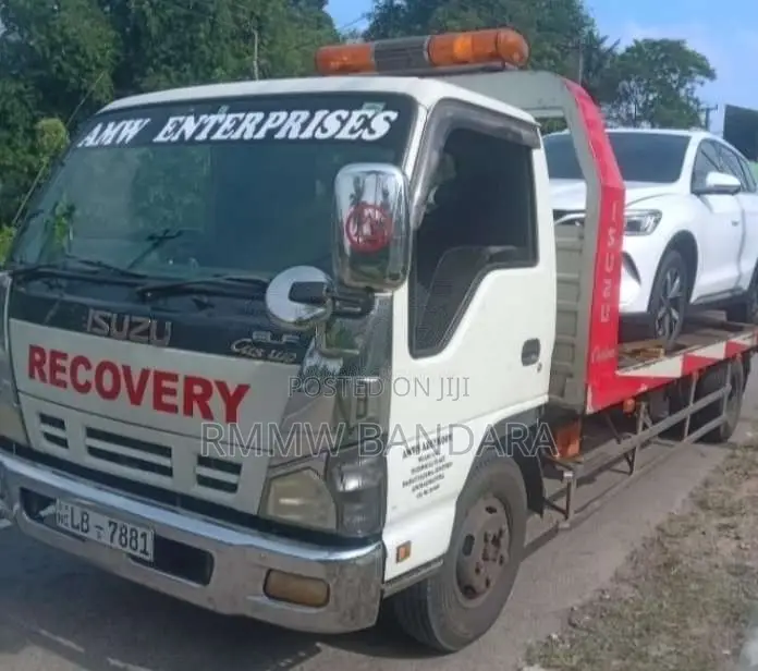 Isuzu Car Carrier 2001 Lorry (Used)