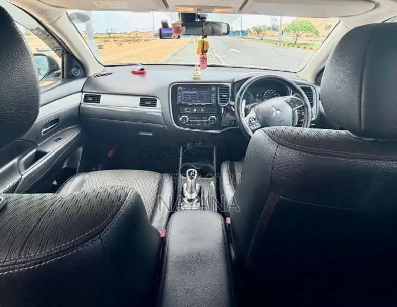 Mitsubishi Outlander 2014 SUV (Used)