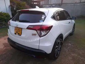 Honda Vezel RS Sensin 2016 SUV (Used)