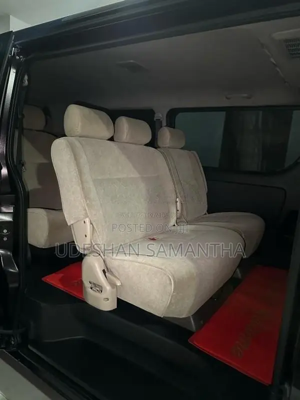 Toyota Gdh Kdh Dark Prime 2018 Van (Used)
