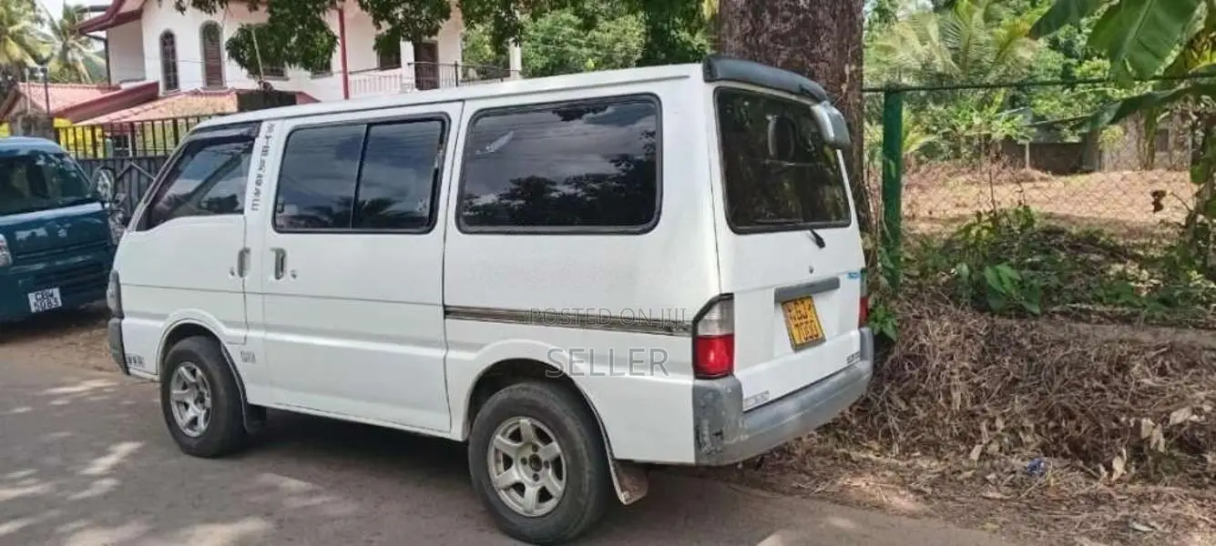 Mazda Bongo 2001 Van (Used)