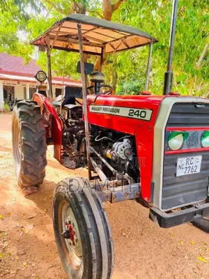 Massey-Ferguson 240 2012 Tractor (Used)