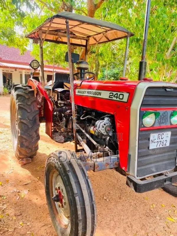 Massey-Ferguson 240 2012 Tractor (Used)