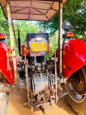 Massey-Ferguson 240 2012 Tractor (Used)