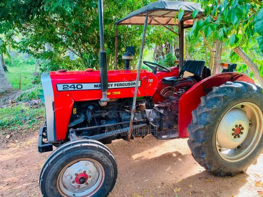 Massey-Ferguson 240 2012 Tractor (Used)