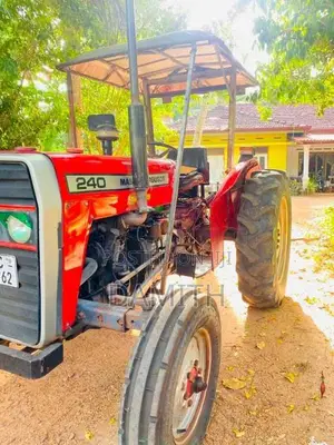 Massey-Ferguson 240 2012 Tractor (Used)