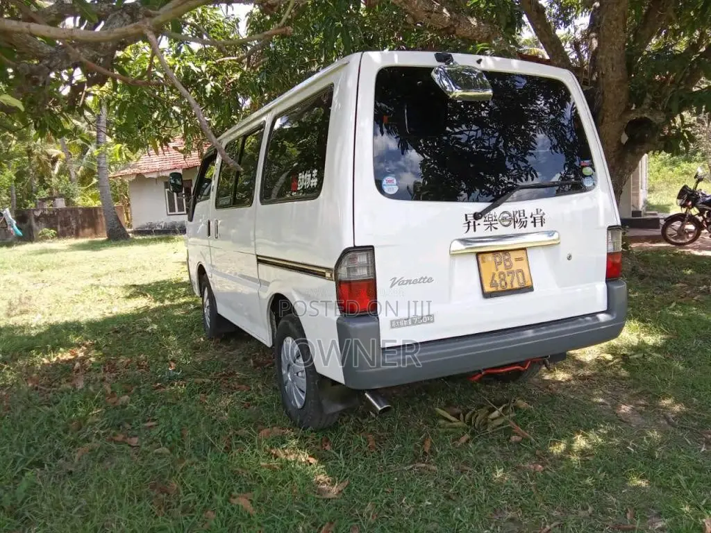 Nissan Vanette 2002 Van (Used)