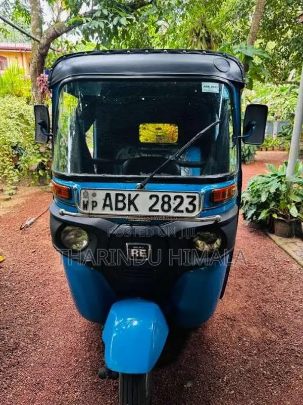 Bajaj 4 Stroke 2016 Three Wheel (Used)