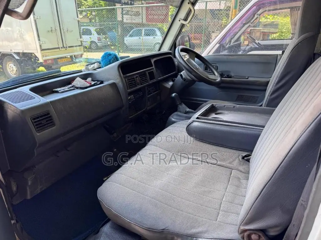 Mazda Brawny 1999 Lorry (Used)