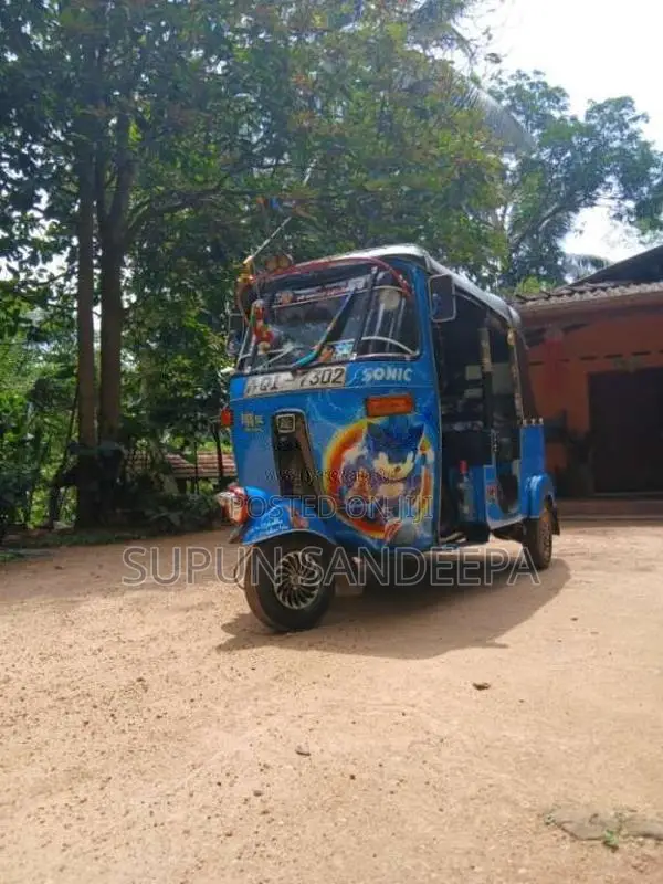 Bajaj RE 2 Stroke 2007 Three Wheel (Used)