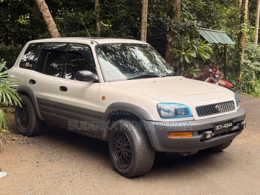 Toyota RAV4 1996 SUV (Used)