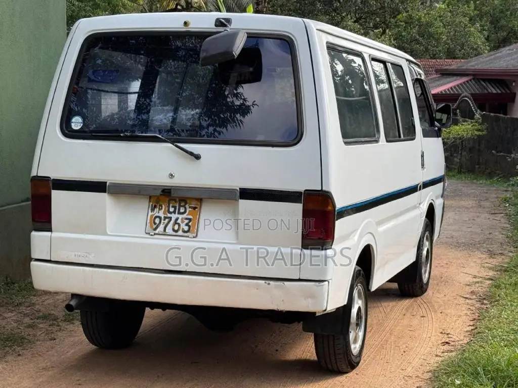 Mazda Bongo 1995 Van (Used)