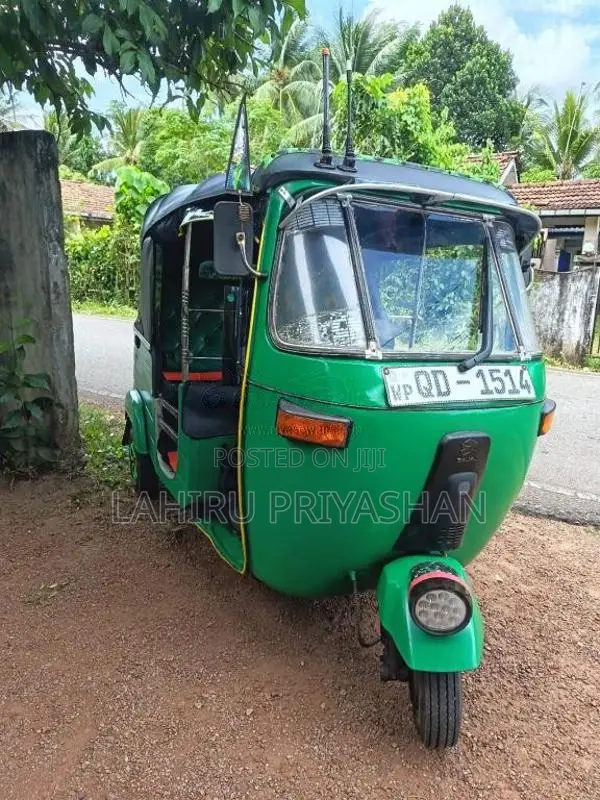 Bajaj RE 2007 Three Wheel (Used)