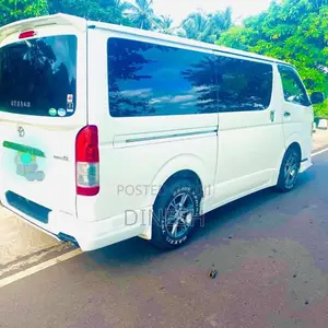 Toyota KDH Super GL DARK PRIME 2015 Van (Used)