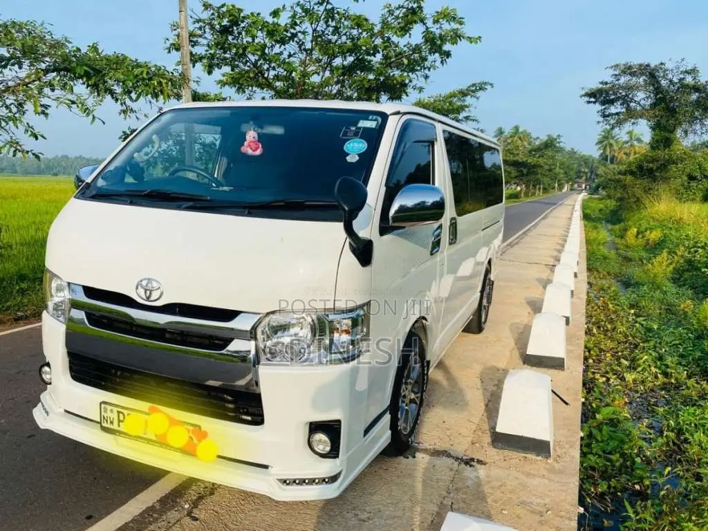 Toyota KDH Super GL DARK PRIME 2015 Van (Used)