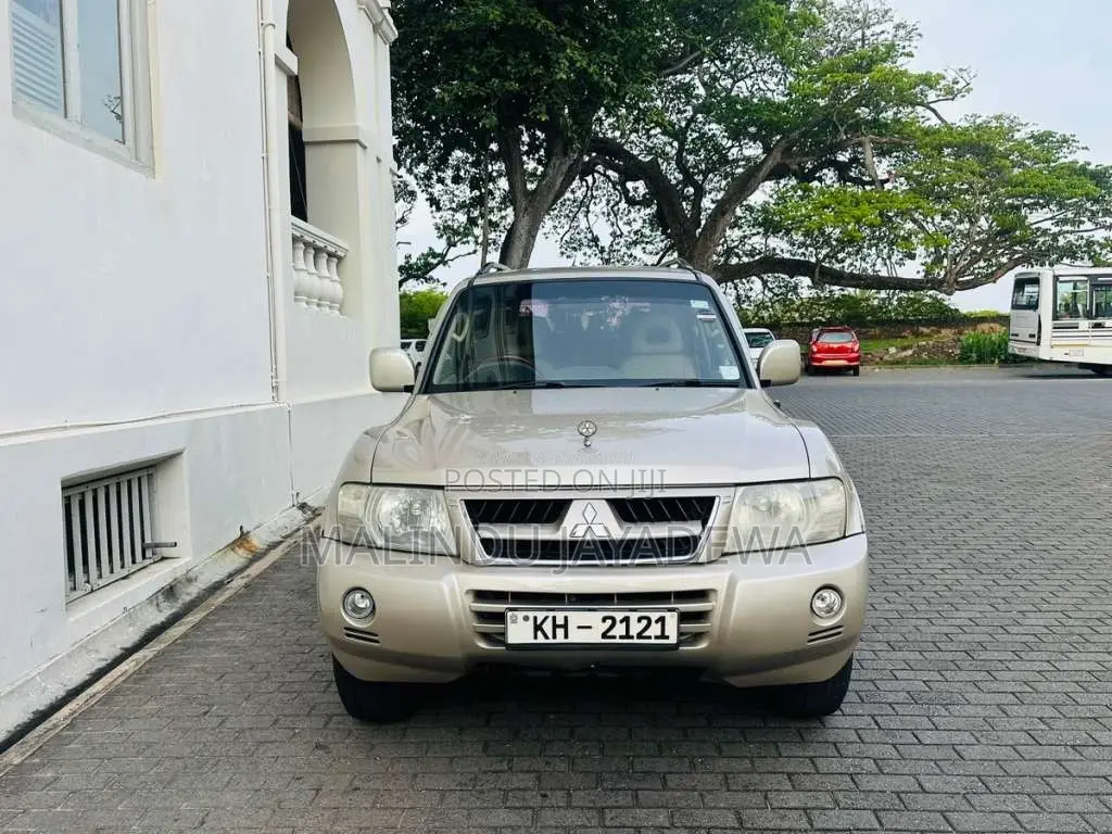 Mitsubishi Montero 2006 SUV (Used)