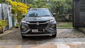 Suzuki Fronx Alpha 2025 SUV (Used)