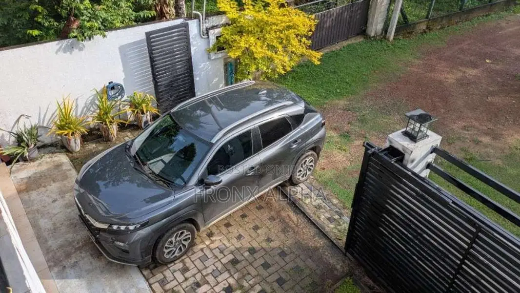 Suzuki Fronx Alpha 2025 SUV (Used)