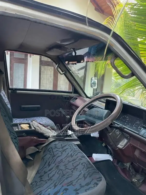 Nissan Vanette 1990 Van (Used)