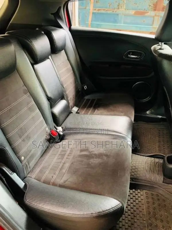 Honda Vezel 2017 SUV (Used)