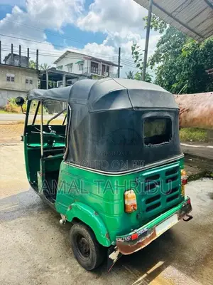 Bajaj RE 2 Stroke 2001 Three Wheel (Used)