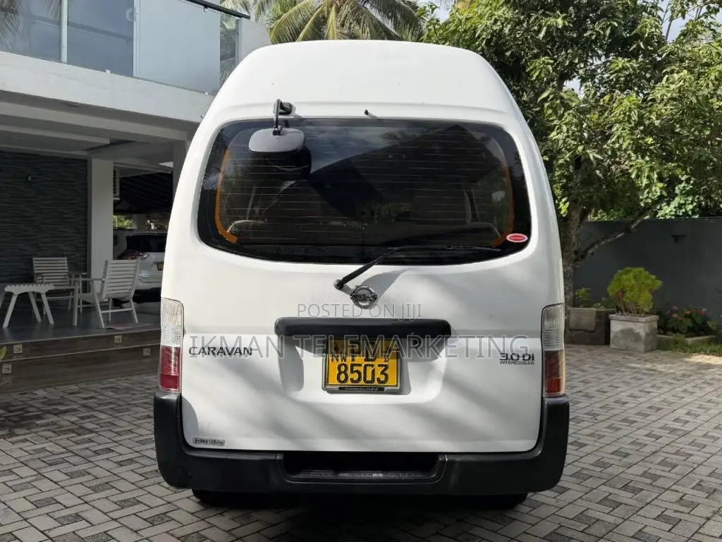 Nissan Caravan E25 High Roof 2009 Van (Used)