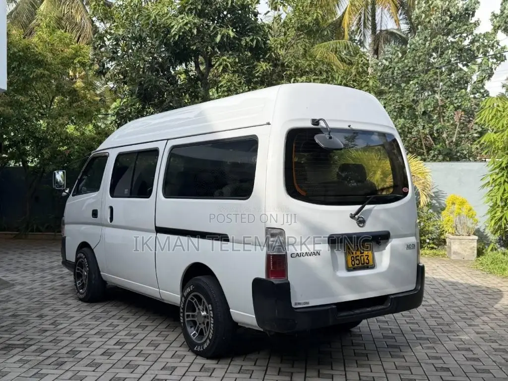 Nissan Caravan E25 High Roof 2009 Van (Used)