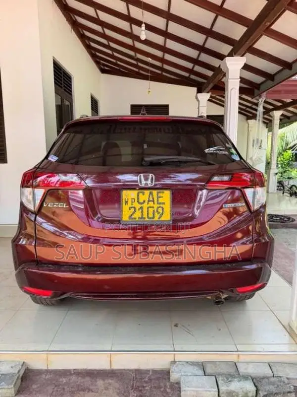 Honda Vezel Z 2015 SUV (Used)