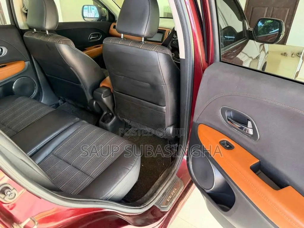 Honda Vezel Z 2015 SUV (Used)