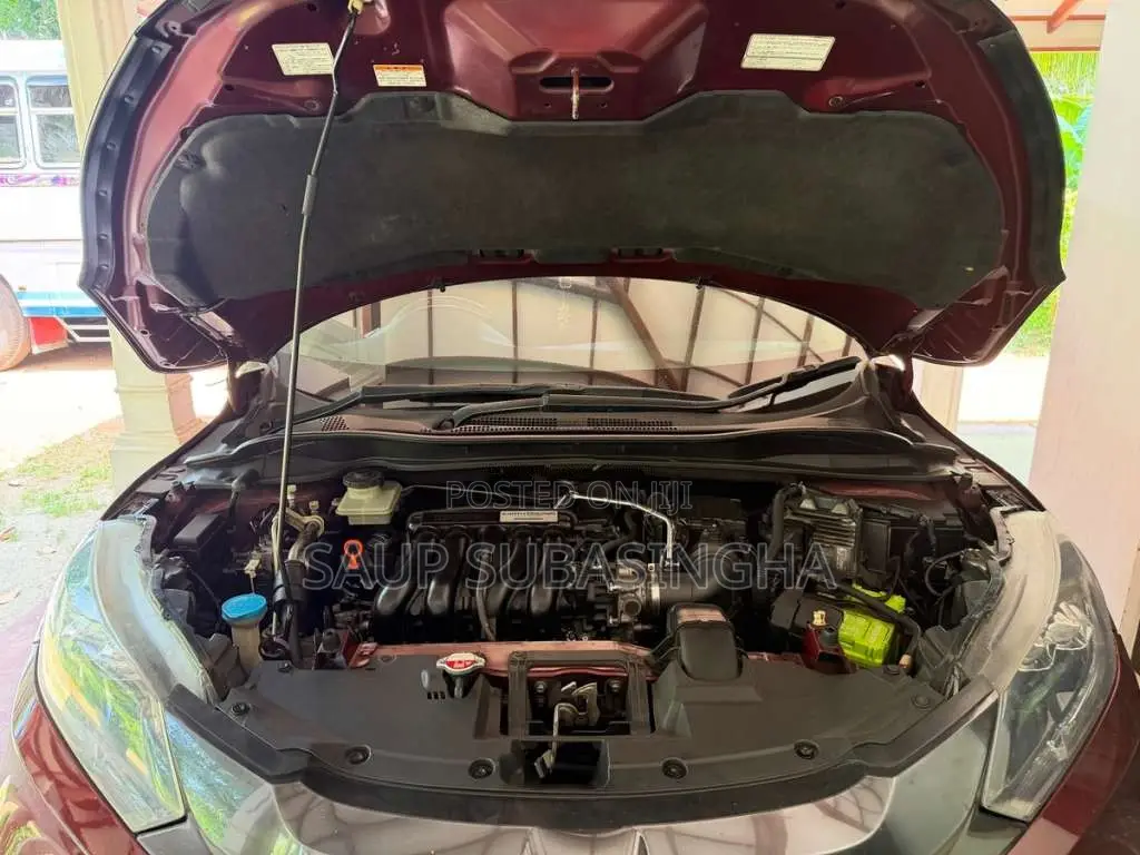Honda Vezel Z 2015 SUV (Used)