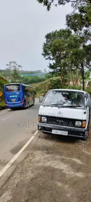 Toyota Shell 1984 Van (Used)