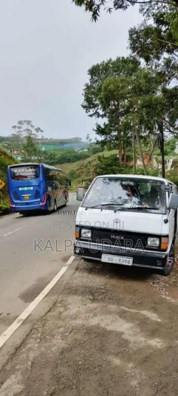 Toyota Shell 1984 Van (Used)