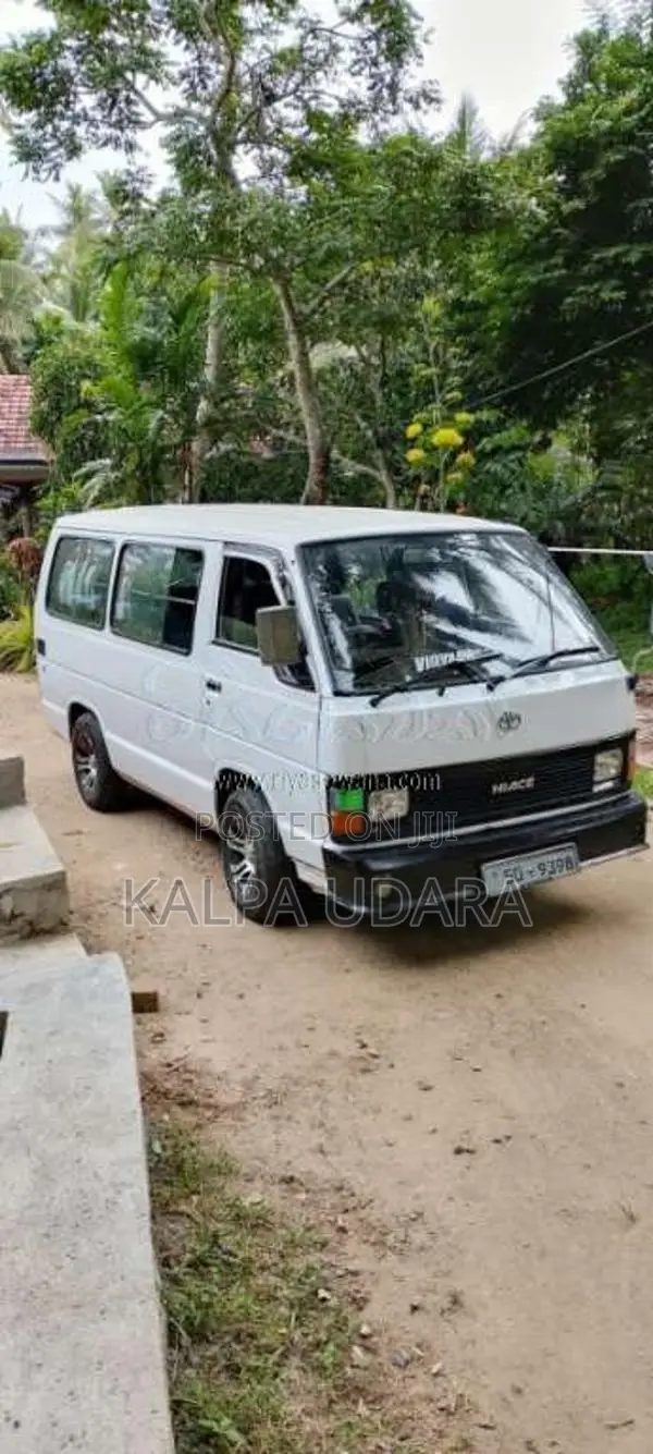 Toyota Shell 1984 Van (Used)