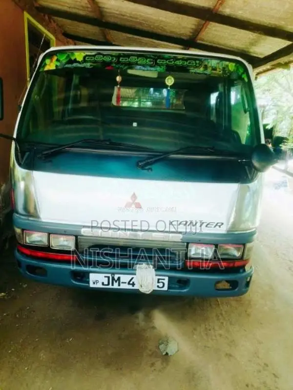 Mitsubishi Canter 2004 Crew Cab (Used)