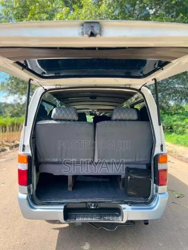 Toyota HIACE 1992 Van (Used)