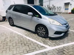 Honda FIT Shuttle 2013 Car (Used)