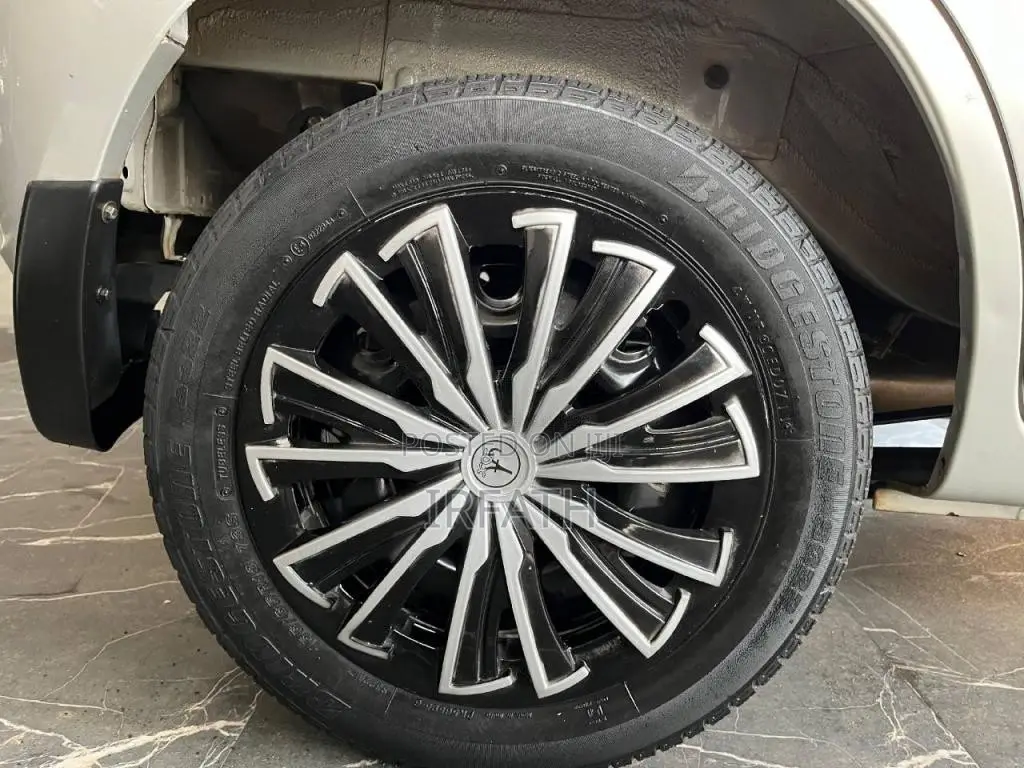Suzuki Estilo 2011 Car (Used)