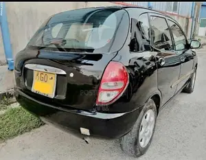 Toyota Duet 2000 Car (Used)