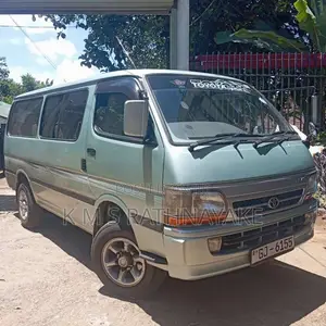 Toyota Hiace Super GL 1999 Van (Used)