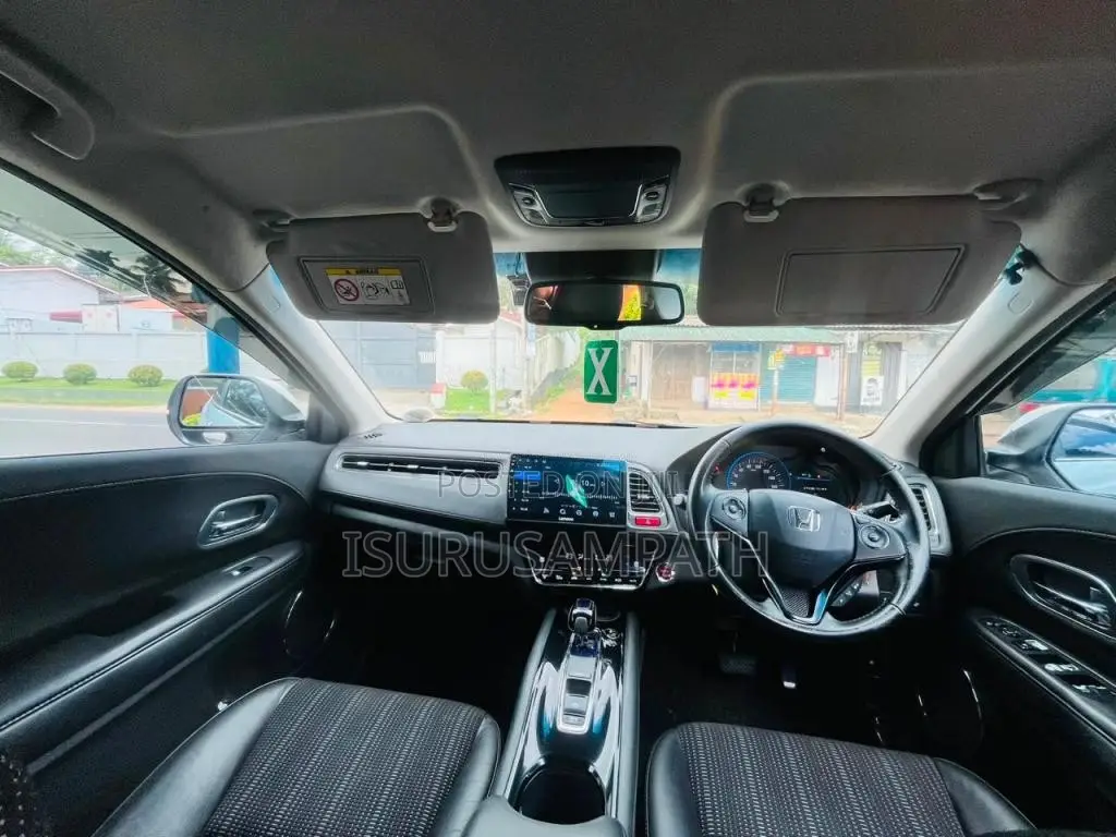 Honda Vezel 2014 SUV (Used)