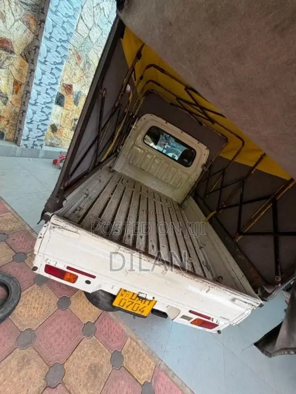 Daihatsu Hijet 2018 Lorry (Used)