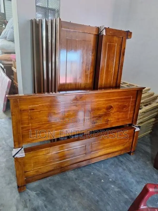 72×60 Teak Box Bed
