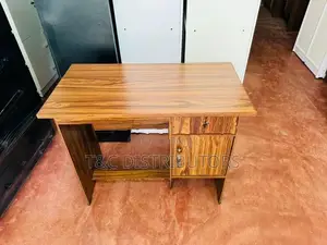 3*1.5 Office Table