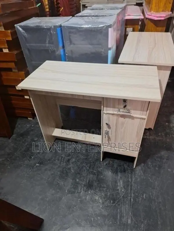 3ft Melamine Office Tables