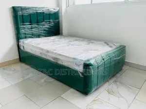 6*4 Divan Bed And Mattress