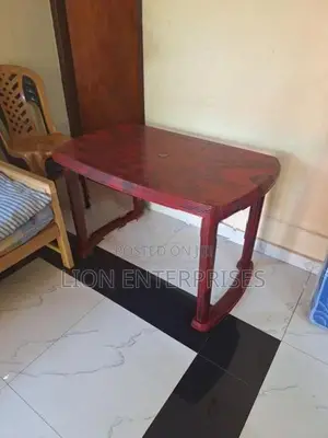 Nippon plastic tables