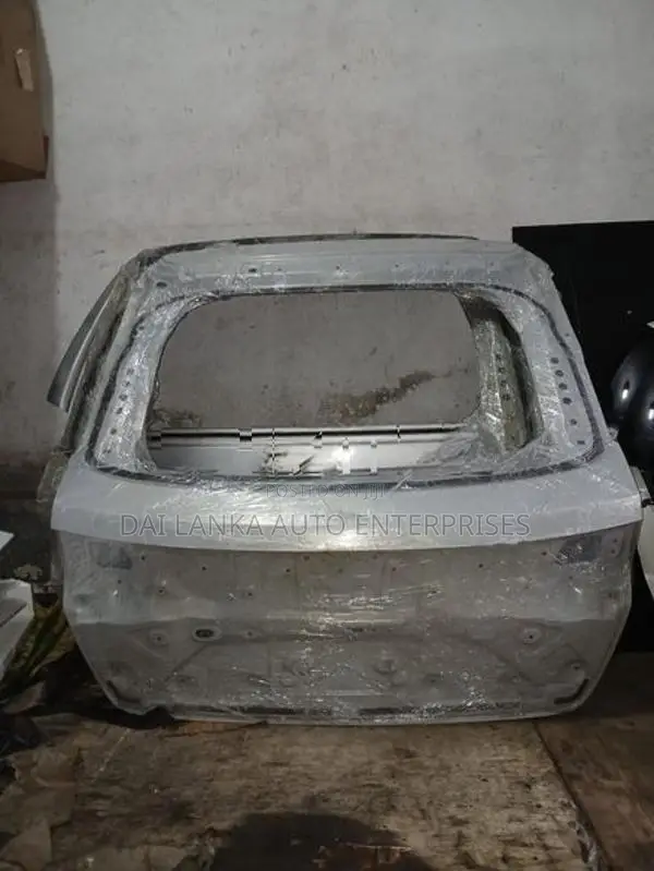 Honda Vezel 2024 Dickey Panel