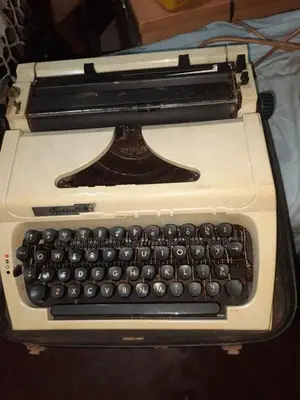 English Typewriter