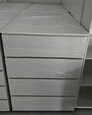 MODERN 4 DRAWER WHITE FINGER PULL CHEST OF CUPBOARDS