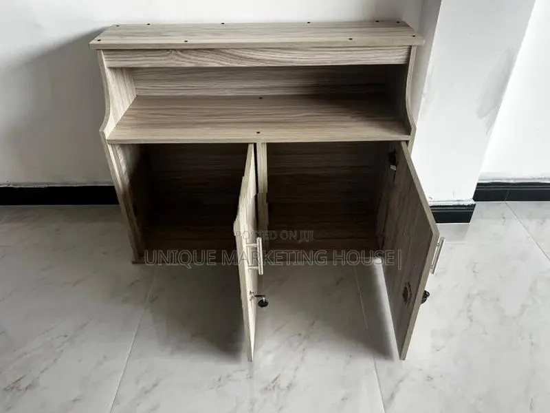 MODERN AMERICAN WHITE 2PCS READY MADE PANTRY CUPBOARDS